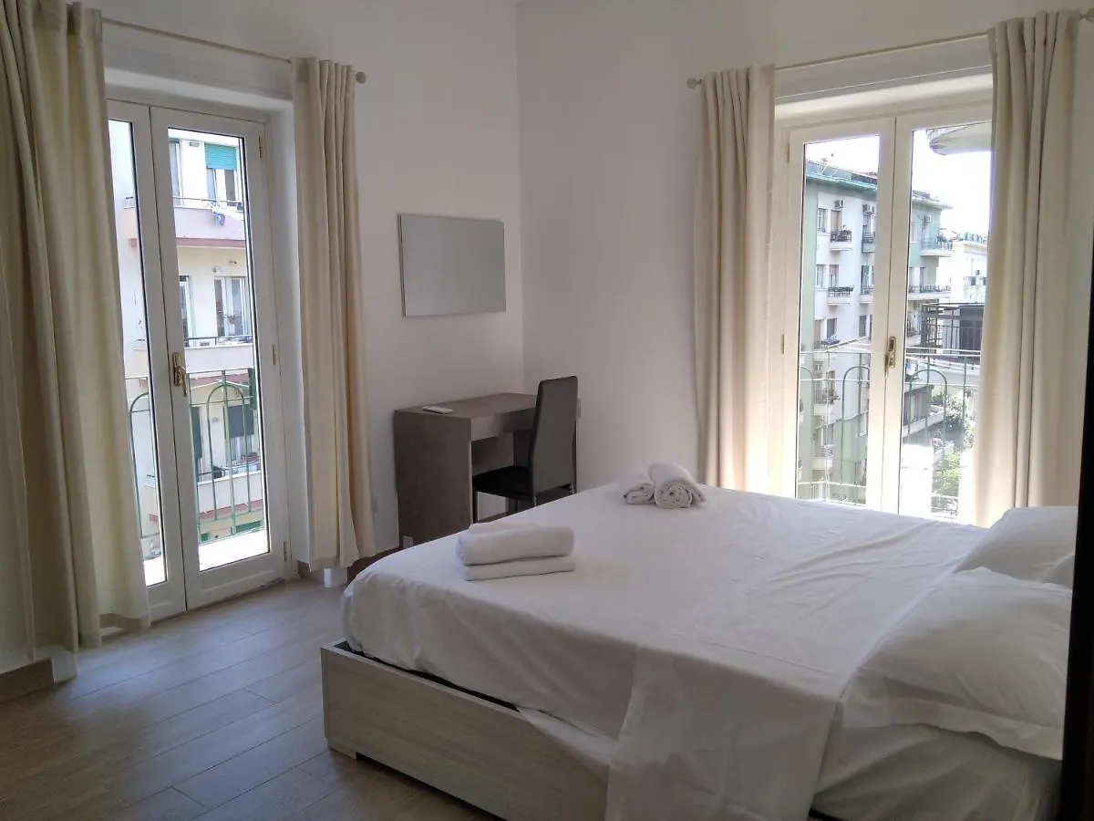 Michelangelo Apartment Nápoly